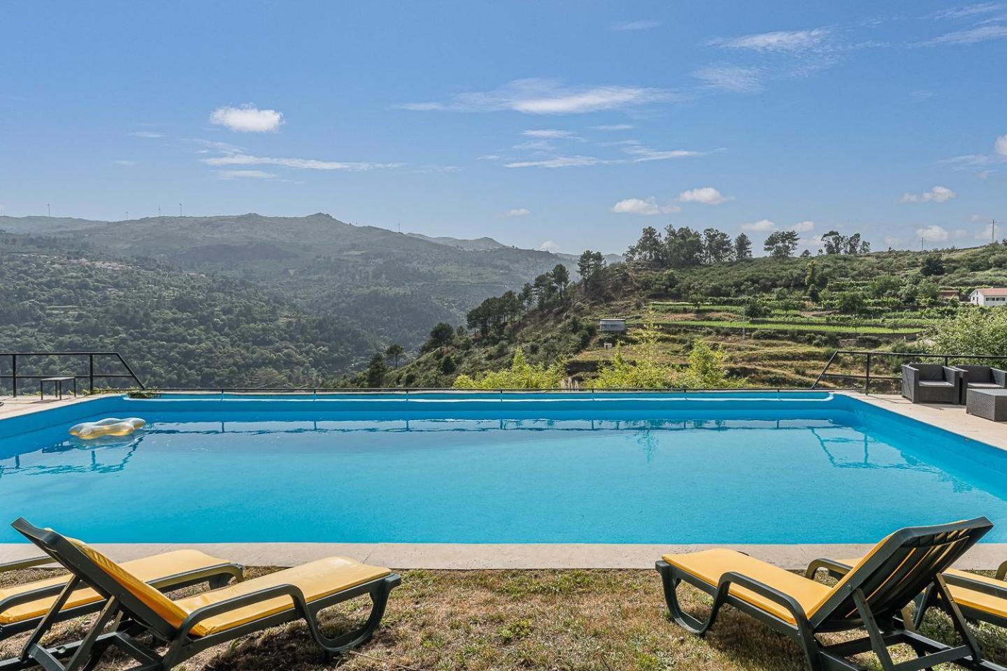 Appartamento GuestReady Casa da Geada Cinfães Esterno foto